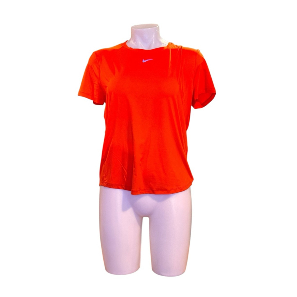 Women's Nike Training Short Sleeve Tee XXL red. N14
